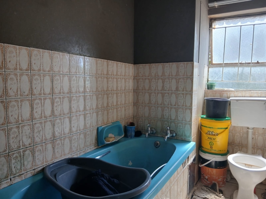 1 Bedroom Property for Sale in Pretoria West Gauteng