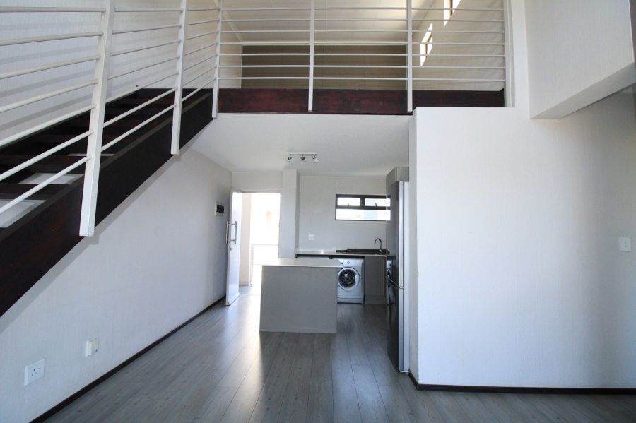 To Let 2 Bedroom Property for Rent in Broadacres Gauteng