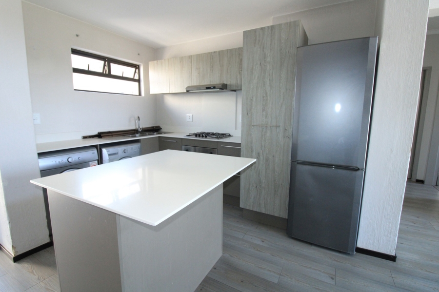 To Let 2 Bedroom Property for Rent in Broadacres Gauteng