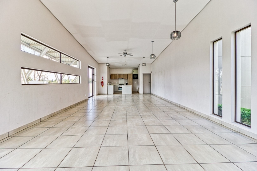 To Let 2 Bedroom Property for Rent in Broadacres Gauteng