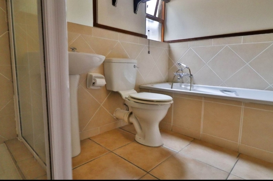 To Let 1 Bedroom Property for Rent in Lonehill Gauteng