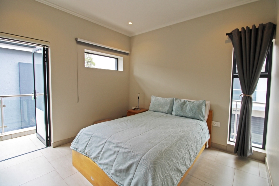 To Let 4 Bedroom Property for Rent in Bryanston Gauteng