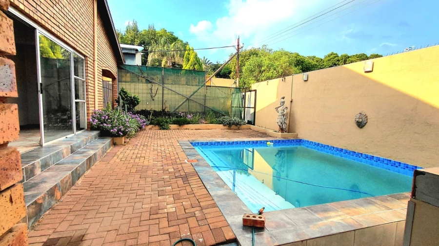 To Let 4 Bedroom Property for Rent in Wonderboom South Gauteng
