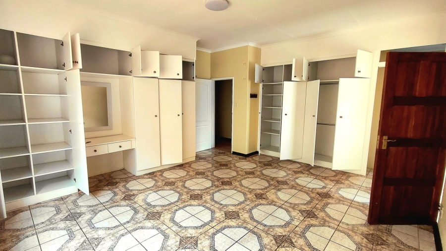 To Let 4 Bedroom Property for Rent in Wonderboom South Gauteng