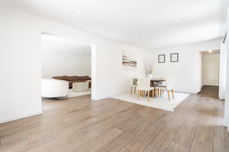 4 Bedroom Property for Sale in Douglasdale Gauteng