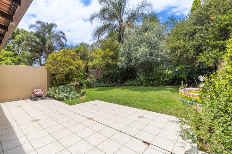 4 Bedroom Property for Sale in Douglasdale Gauteng