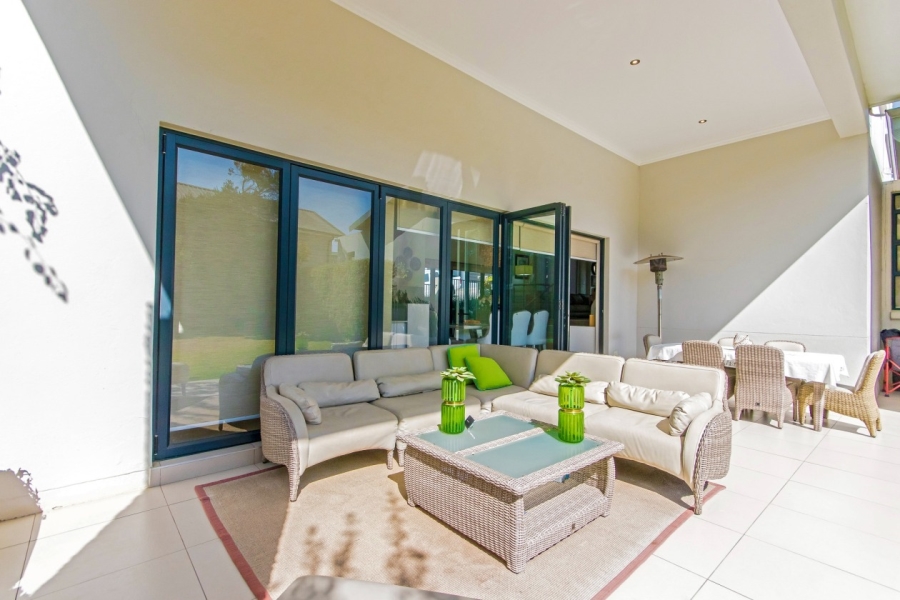 To Let 3 Bedroom Property for Rent in Helderfontein Estate Gauteng