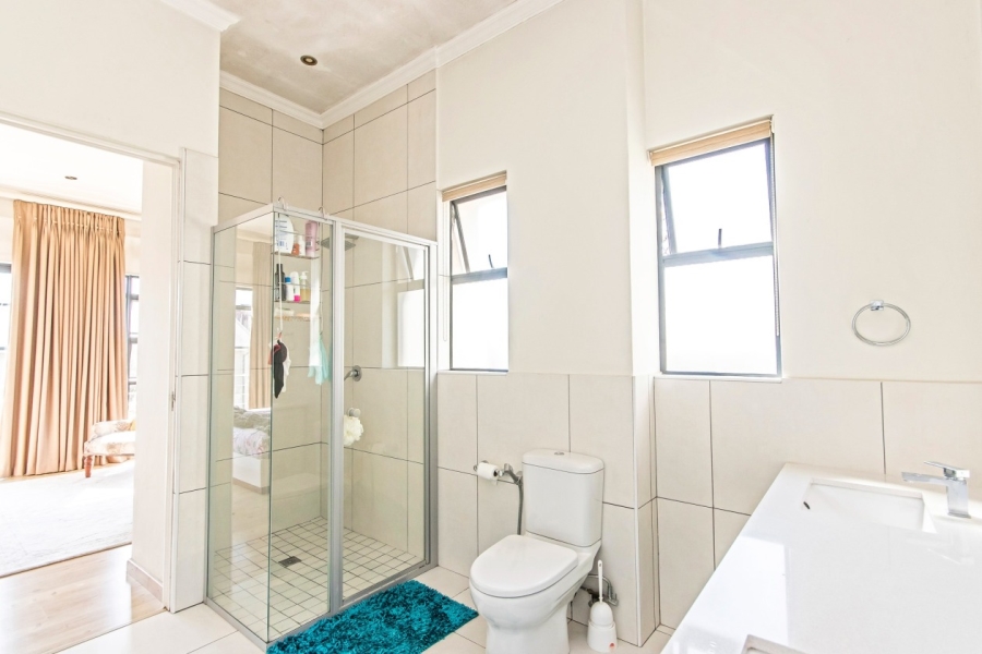 To Let 3 Bedroom Property for Rent in Helderfontein Estate Gauteng