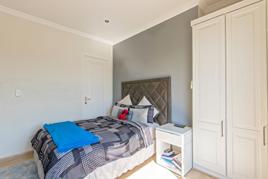 To Let 3 Bedroom Property for Rent in Helderfontein Estate Gauteng