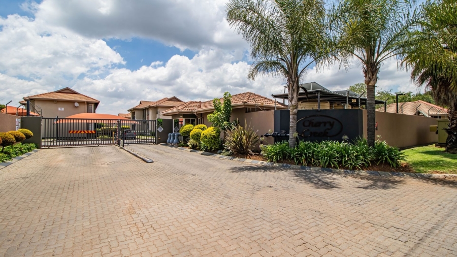 2 Bedroom Property for Sale in Brentwood Gauteng