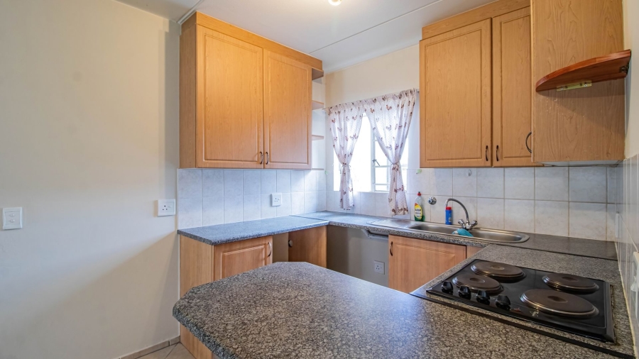 2 Bedroom Property for Sale in Brentwood Gauteng