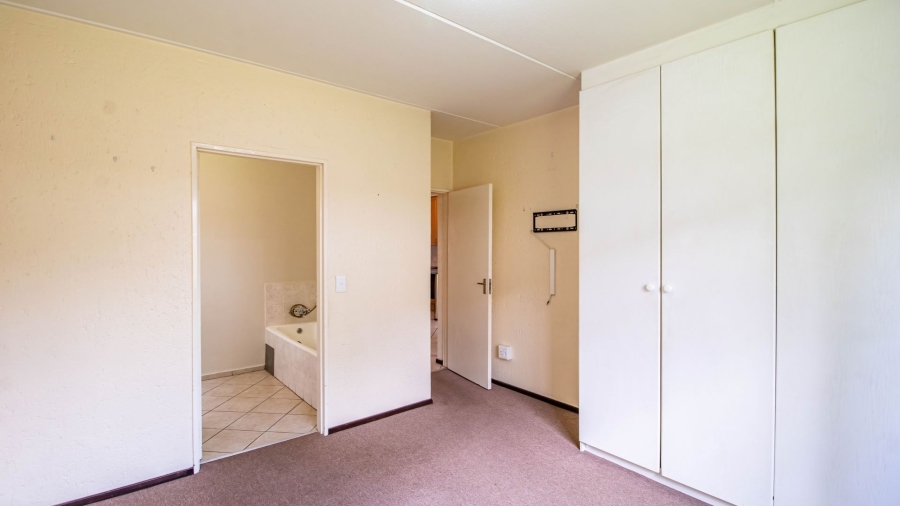 2 Bedroom Property for Sale in Brentwood Gauteng