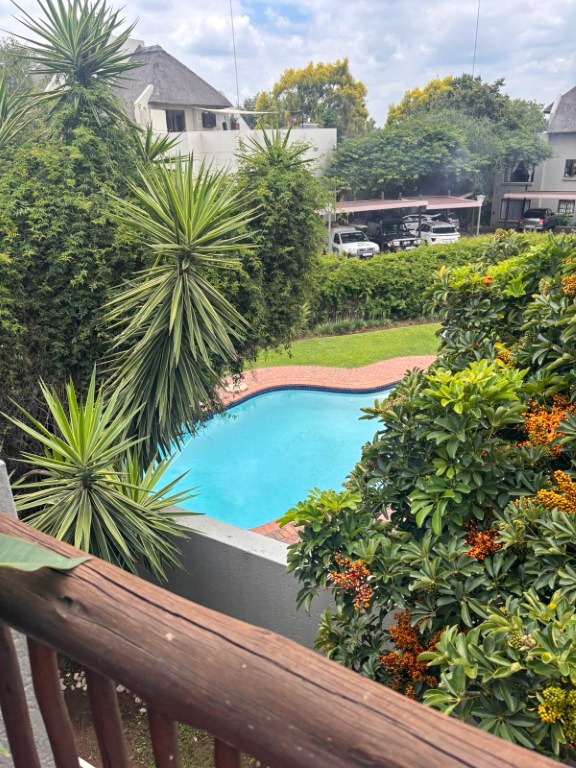 2 Bedroom Property for Sale in Lonehill Gauteng