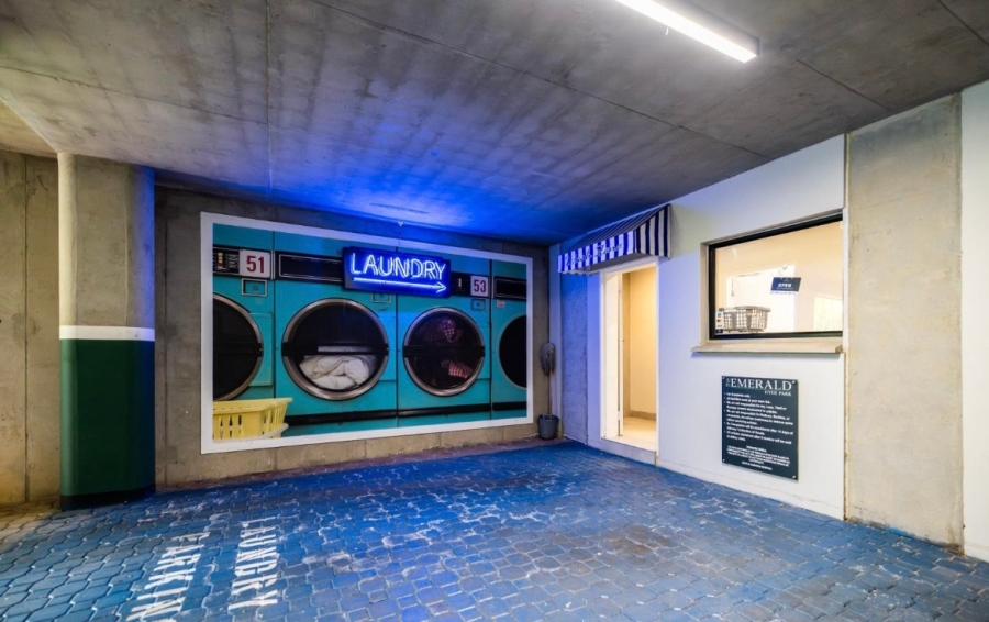 1 Bedroom Property for Sale in Hyde Park Gauteng