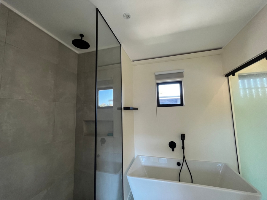 1 Bedroom Property for Sale in Hyde Park Gauteng