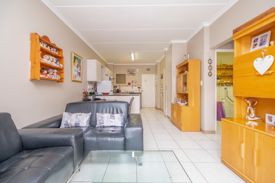 To Let 2 Bedroom Property for Rent in Homes Haven Gauteng