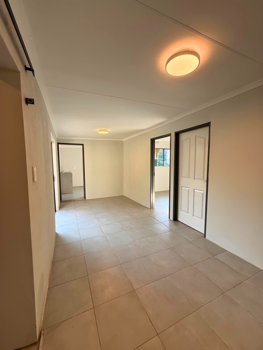 5 Bedroom Property for Sale in Glen Marais Gauteng
