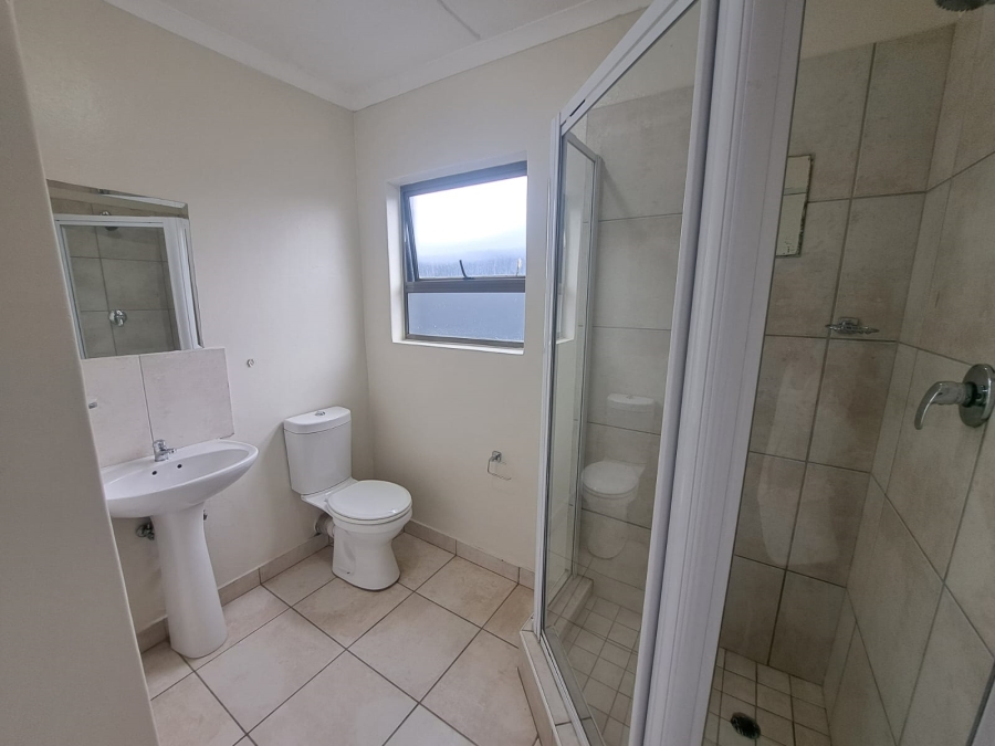 To Let 2 Bedroom Property for Rent in Greenstone Hill Gauteng
