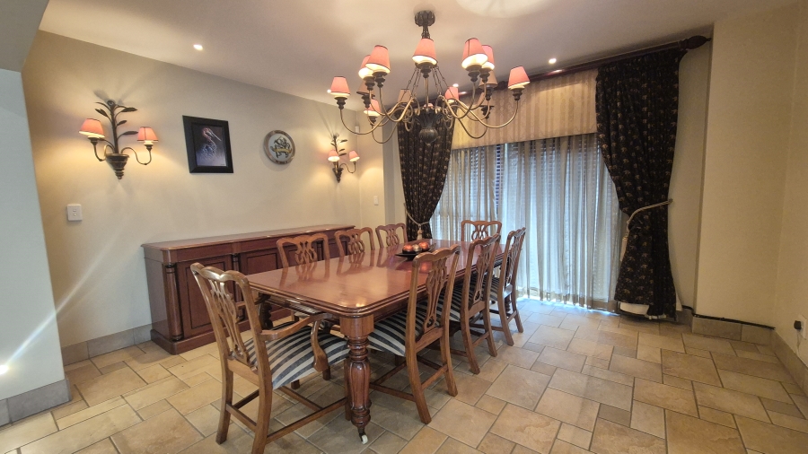 To Let 4 Bedroom Property for Rent in Bedfordview Gauteng