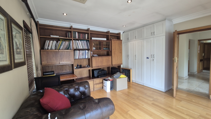 To Let 4 Bedroom Property for Rent in Bedfordview Gauteng