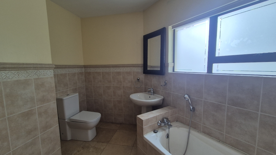 To Let 4 Bedroom Property for Rent in Bedfordview Gauteng
