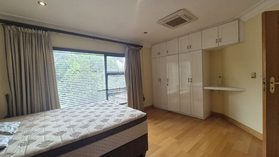 To Let 4 Bedroom Property for Rent in Bedfordview Gauteng