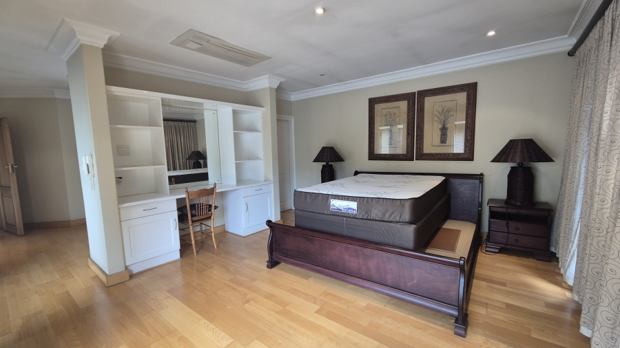 To Let 4 Bedroom Property for Rent in Bedfordview Gauteng