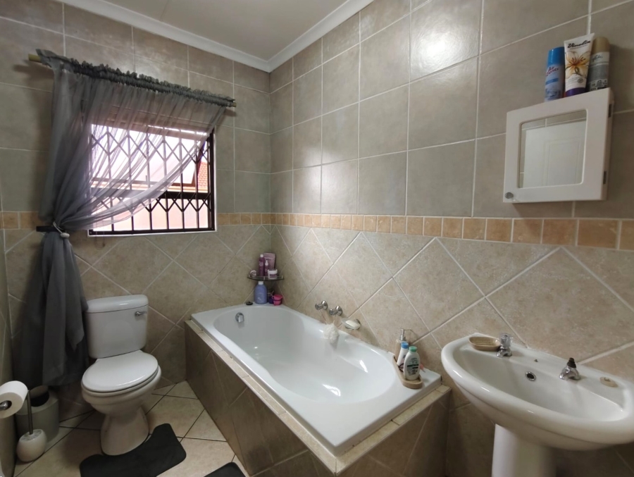 3 Bedroom Property for Sale in Florentia Gauteng