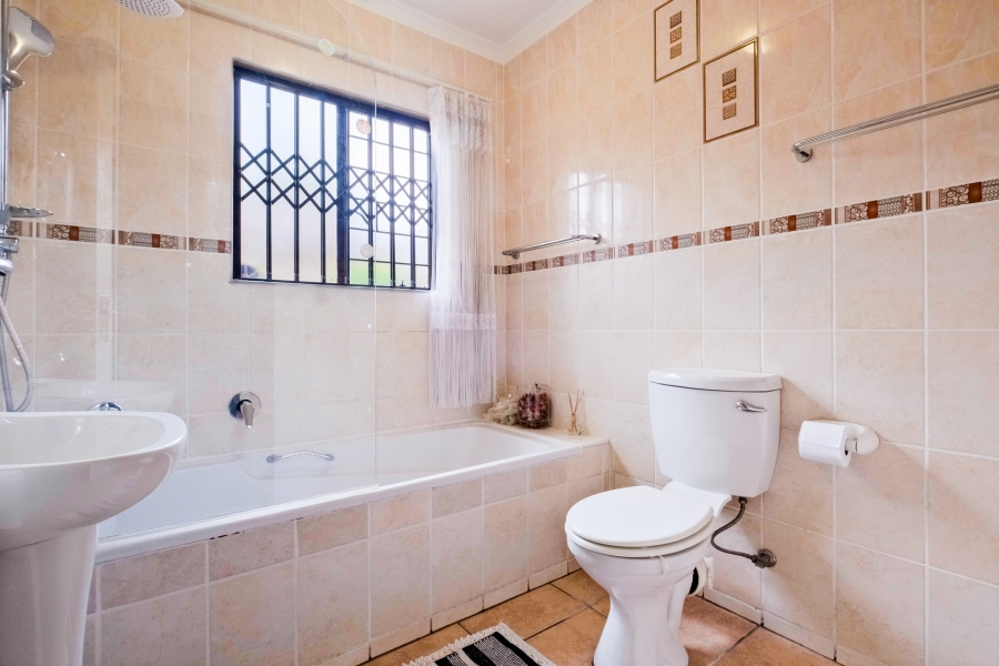 3 Bedroom Property for Sale in Noordhang Gauteng