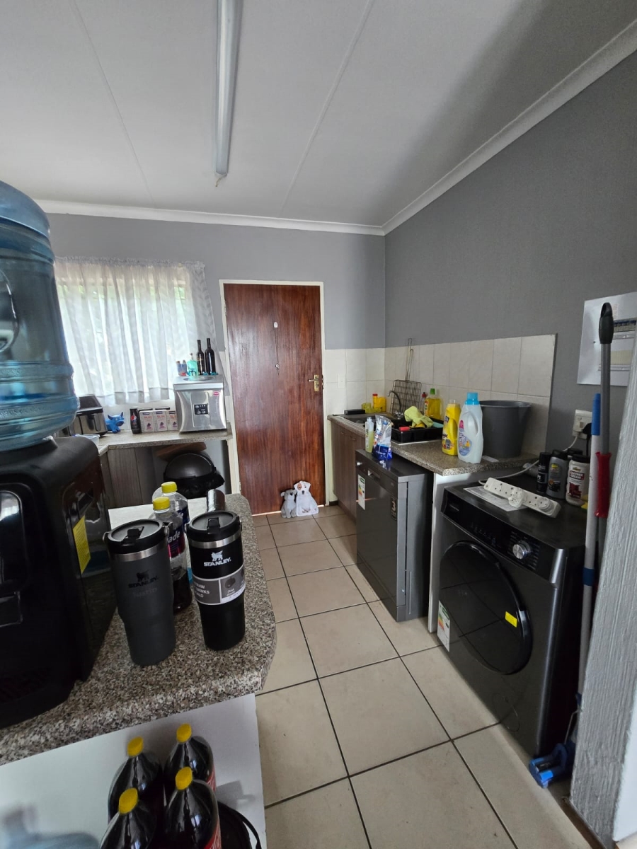 2 Bedroom Property for Sale in Amorosa Gauteng