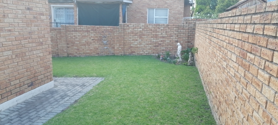 2 Bedroom Property for Sale in Honeydew Gauteng