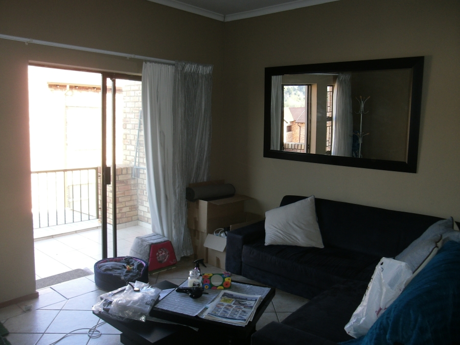 2 Bedroom Property for Sale in Roodekrans Gauteng