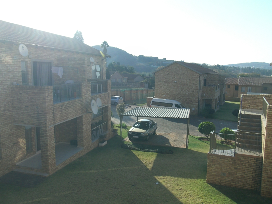 2 Bedroom Property for Sale in Roodekrans Gauteng