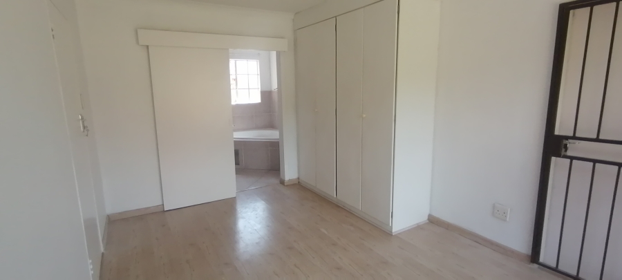 3 Bedroom Property for Sale in Honeydew Ridge Gauteng