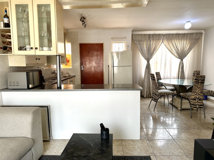 3 Bedroom Property for Sale in Lyndhurst Gauteng