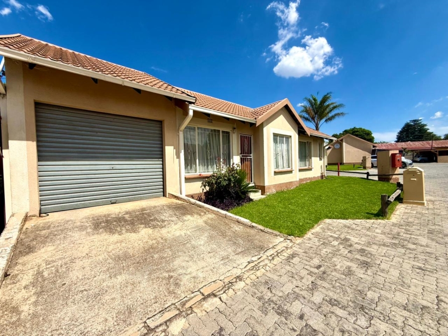 3 Bedroom Property for Sale in Lyndhurst Gauteng