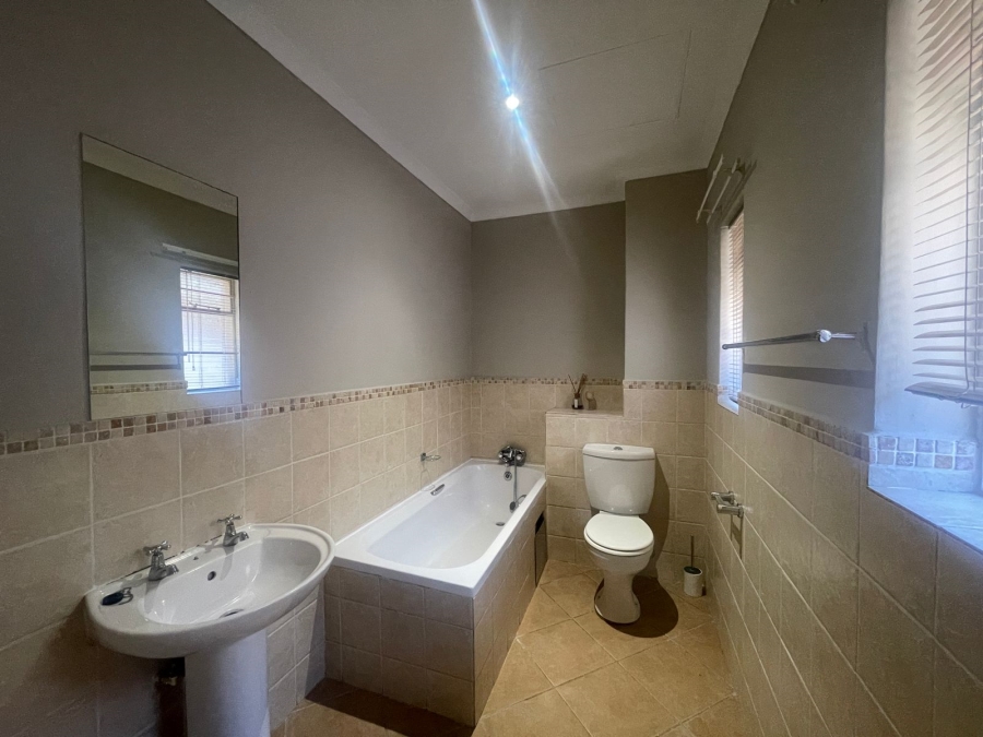 To Let 2 Bedroom Property for Rent in Pretoria North Gauteng