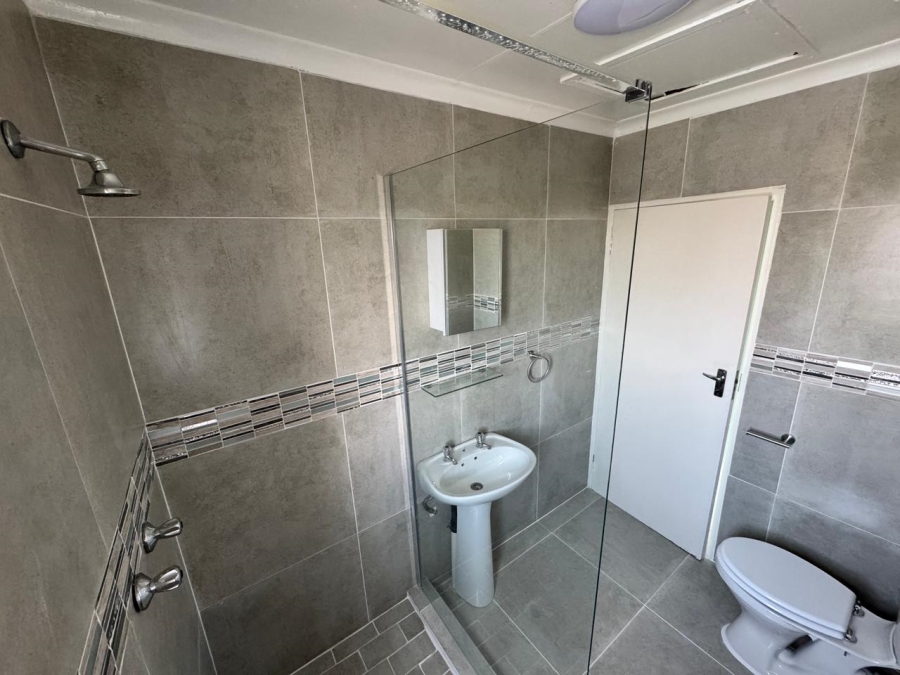 To Let 2 Bedroom Property for Rent in Arundo Estate Gauteng