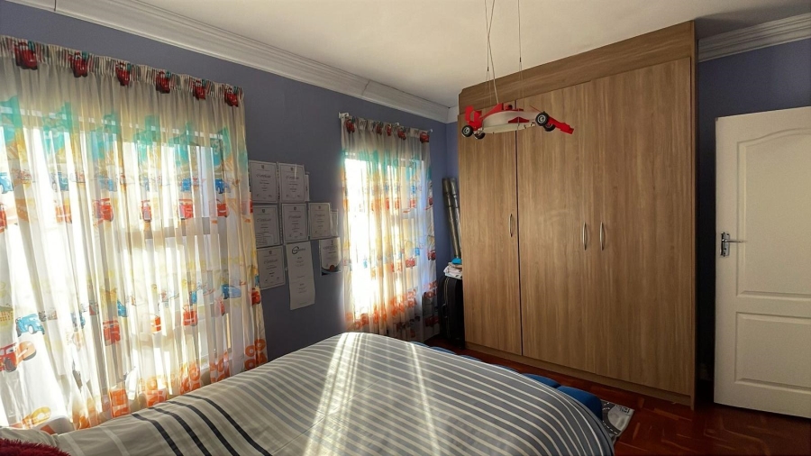 To Let 6 Bedroom Property for Rent in Monavoni Gauteng