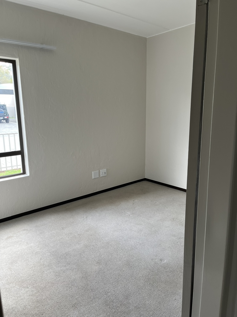 2 Bedroom Property for Sale in Broadacres Gauteng