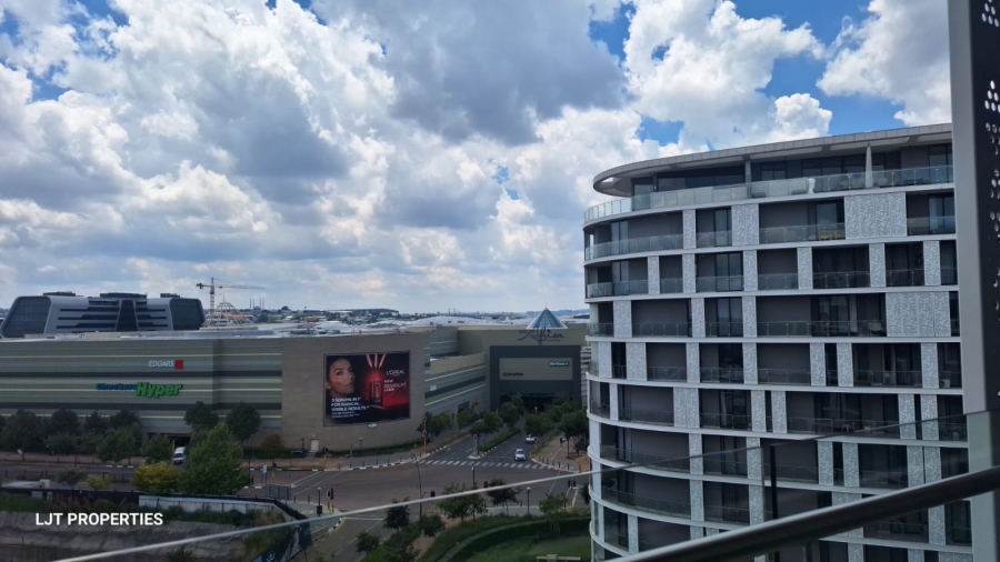 To Let 2 Bedroom Property for Rent in Waterfall Gauteng