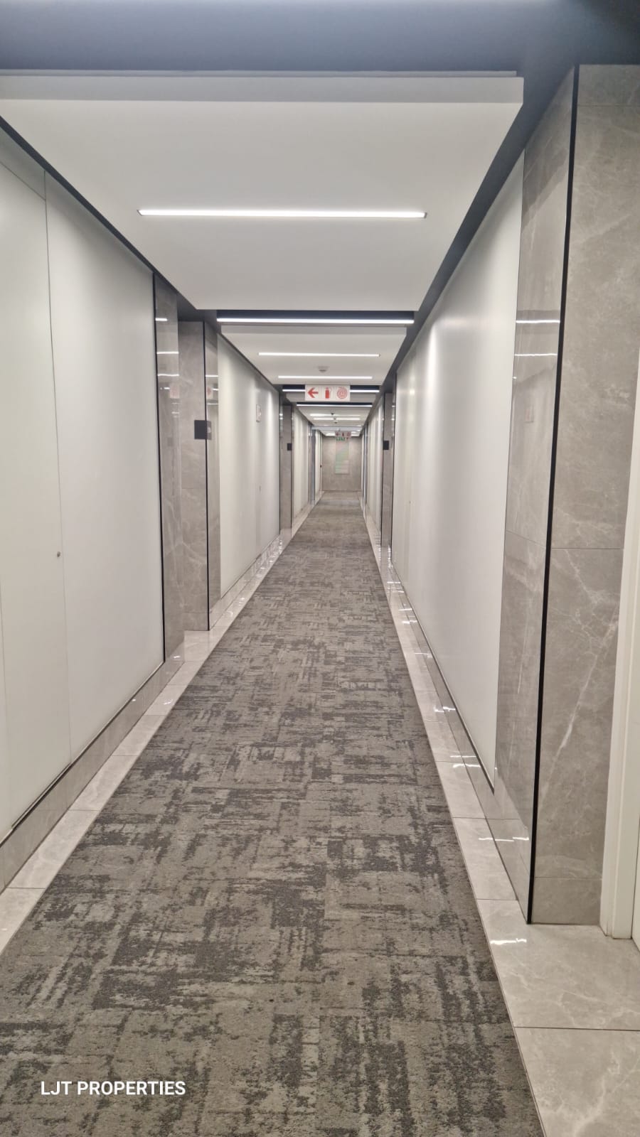 To Let 2 Bedroom Property for Rent in Waterfall Gauteng