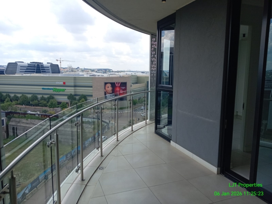 To Let 2 Bedroom Property for Rent in Waterfall Gauteng