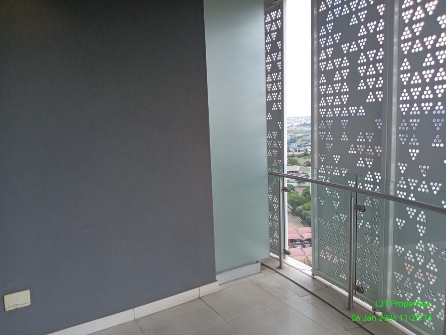 To Let 2 Bedroom Property for Rent in Waterfall Gauteng