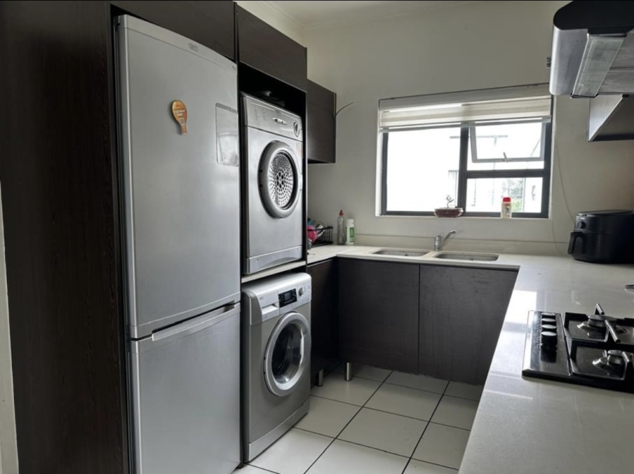 To Let 2 Bedroom Property for Rent in Greenstone Hill Gauteng