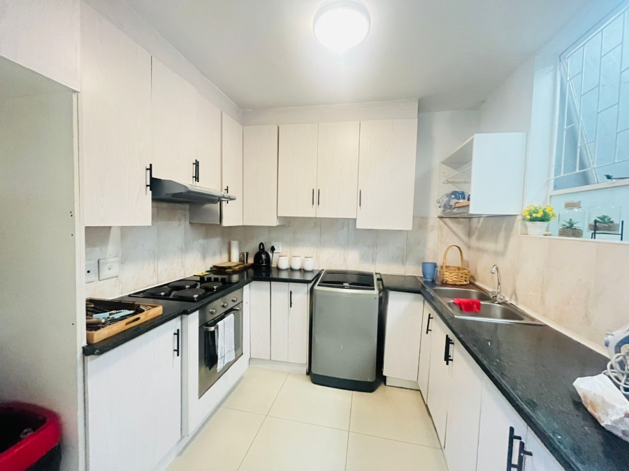 To Let 2 Bedroom Property for Rent in Blackheath Gauteng