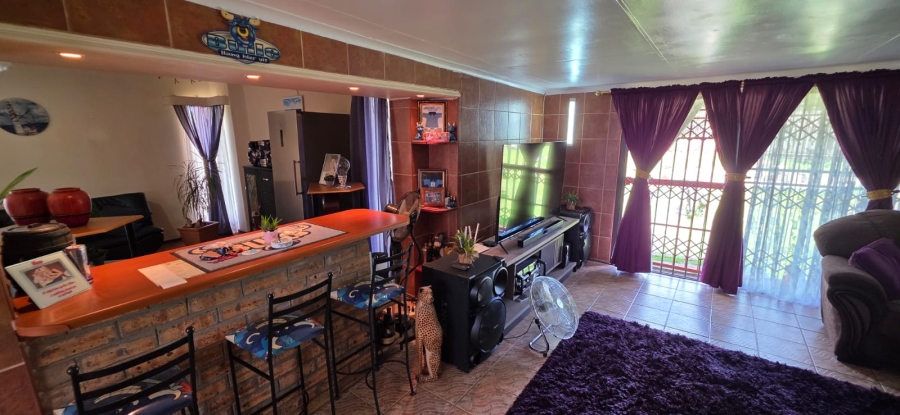 4 Bedroom Property for Sale in Hillshaven Gauteng