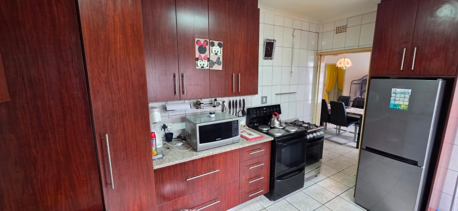 4 Bedroom Property for Sale in Hillshaven Gauteng