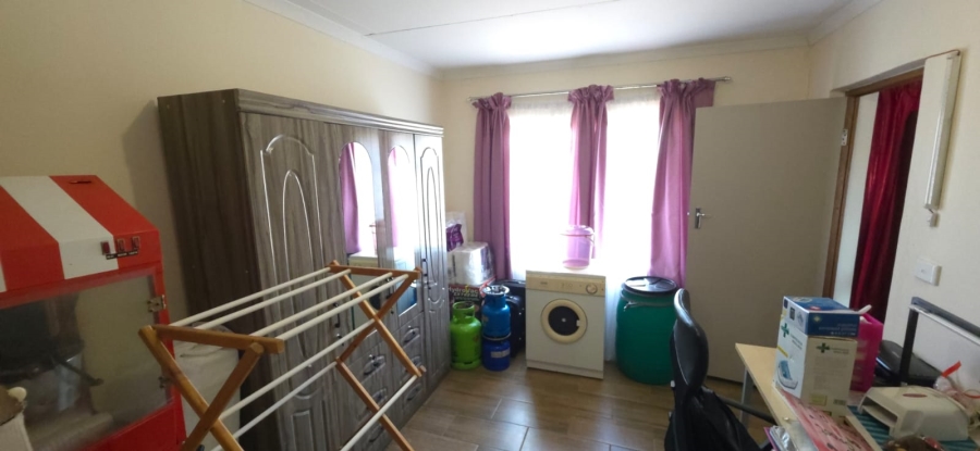 4 Bedroom Property for Sale in Hillshaven Gauteng