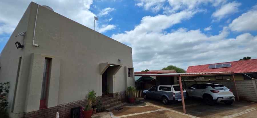 4 Bedroom Property for Sale in Hillshaven Gauteng